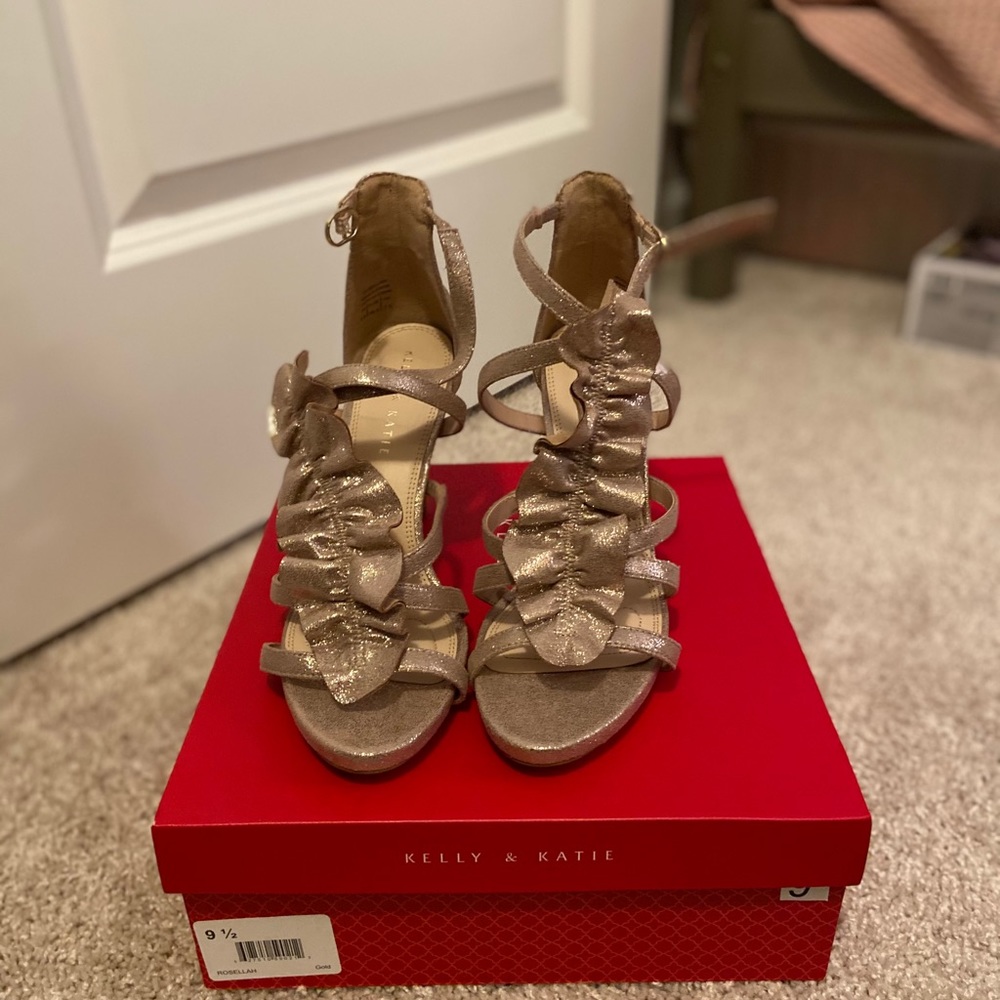 Flounce Heels